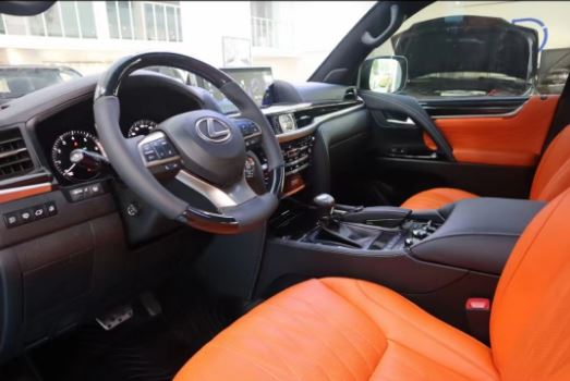 Lexus LX570 2008-2015 vidaus modifikacijų atnaujinimas iki 2021 m. rinkinių