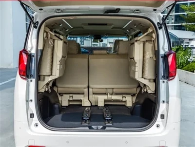 „Toyota Alphard X“ (8-sėdynės)