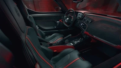 „Pogea Racing“ modifikuoja „Alfa Romeo 4C“, kad paverstų jį slaptu žvėrimi