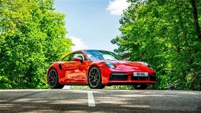 „Porsche 911 Hybrid“ debiutuos šios vasaros pradžioje