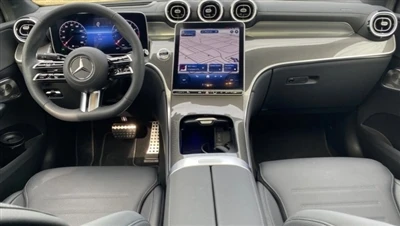 Puikus Mercedes GLC 300 kupė interjeras